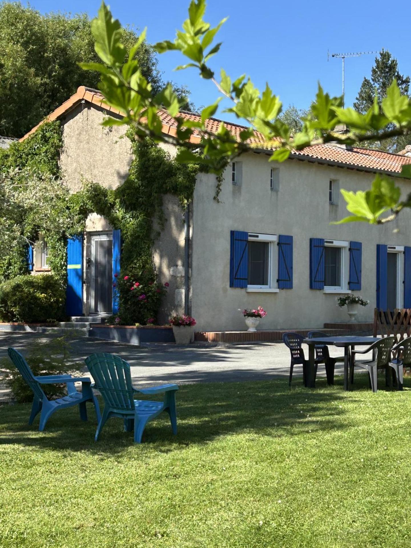 Gite Marguerite - Au Coeur De La Campagne La Petite-Boissiere Extérieur photo